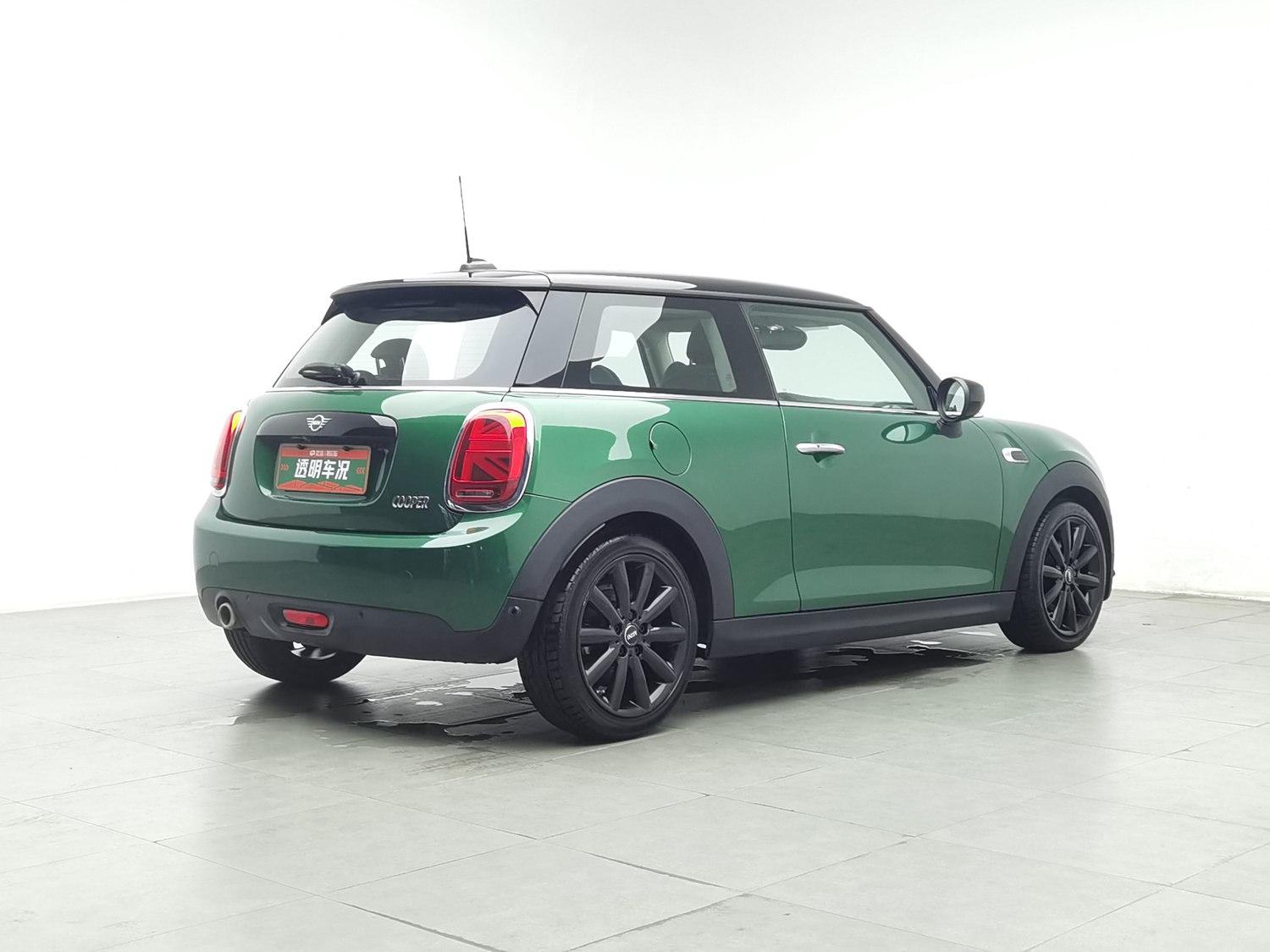 Used MINI MINI 2020 1.5 AT