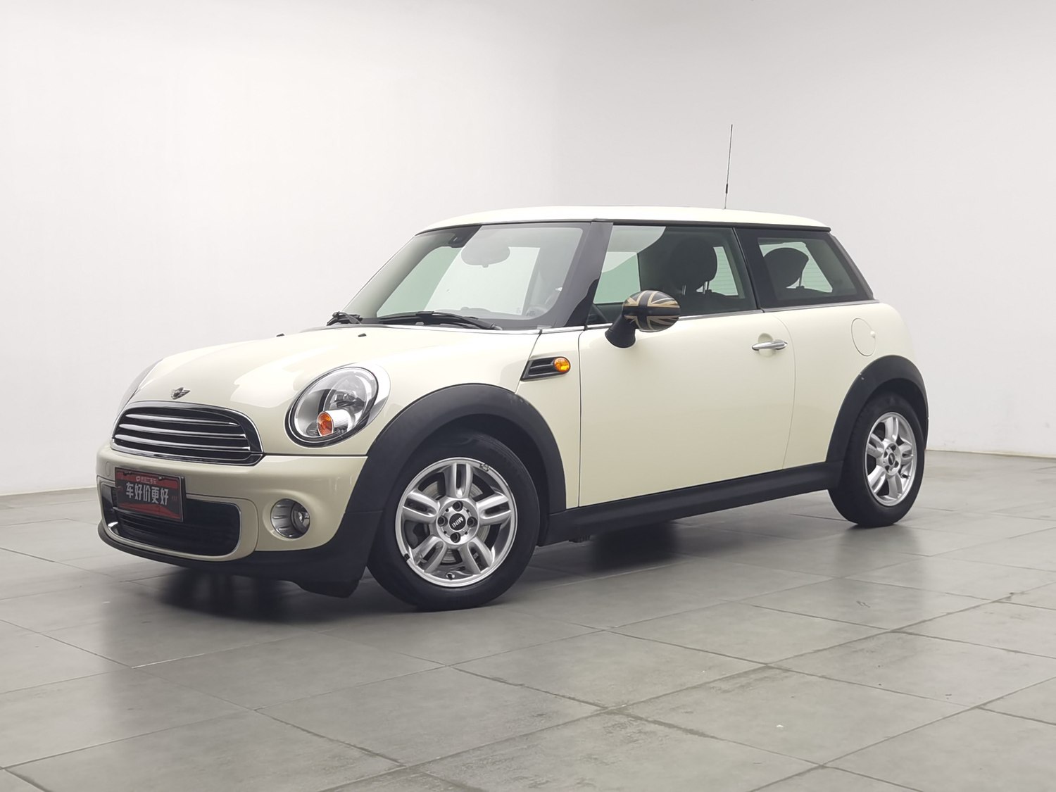 Used MINI MINI 2013 1.6 AT