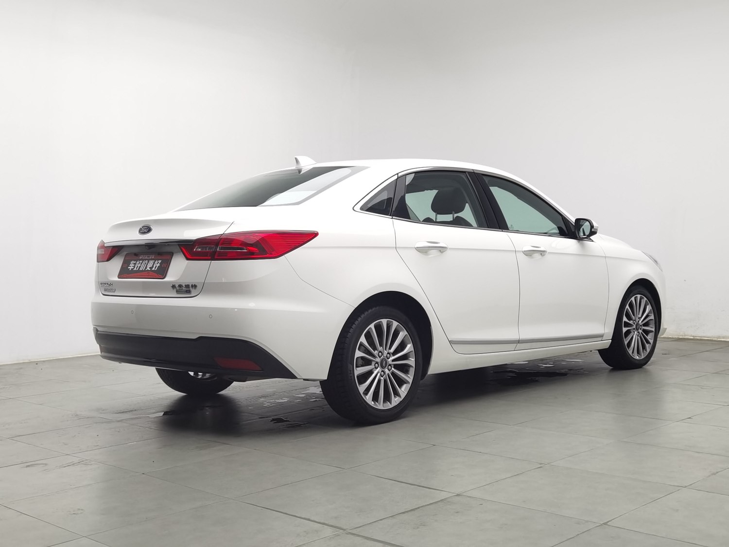Used Ford Escort 2019 1.0 AT