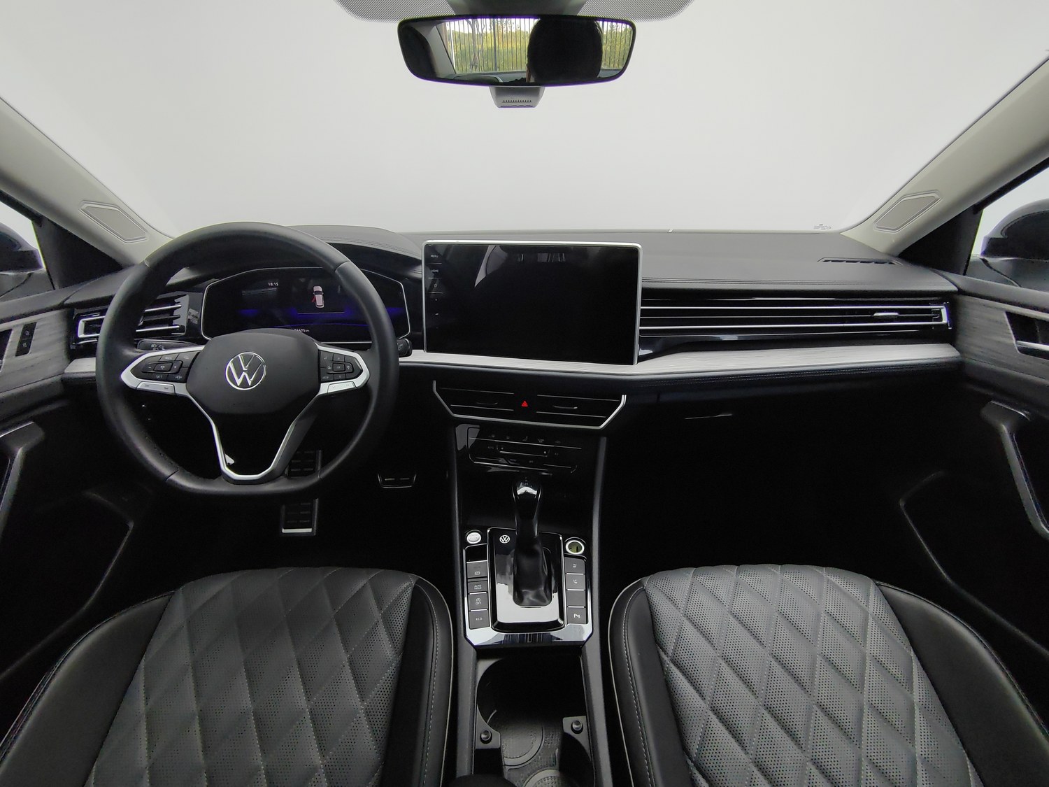 Used Volkswagen Sagitar 2023 1.4 AT