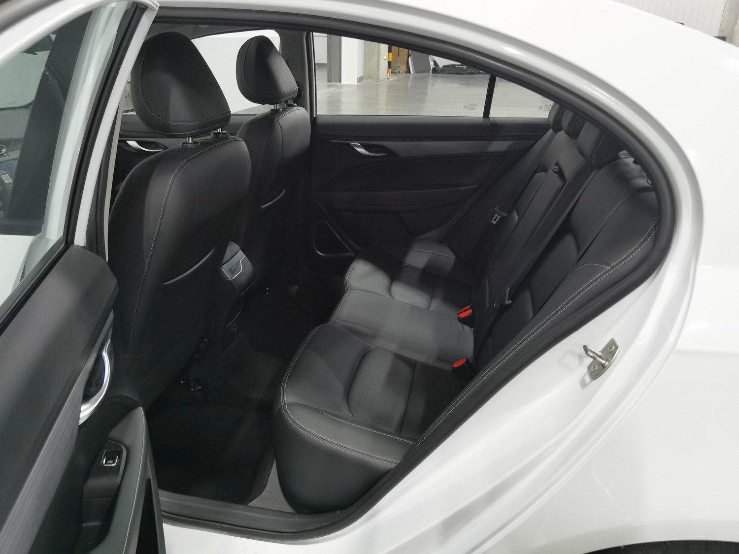 Used Geely Emgrand 2021 1.5 AT