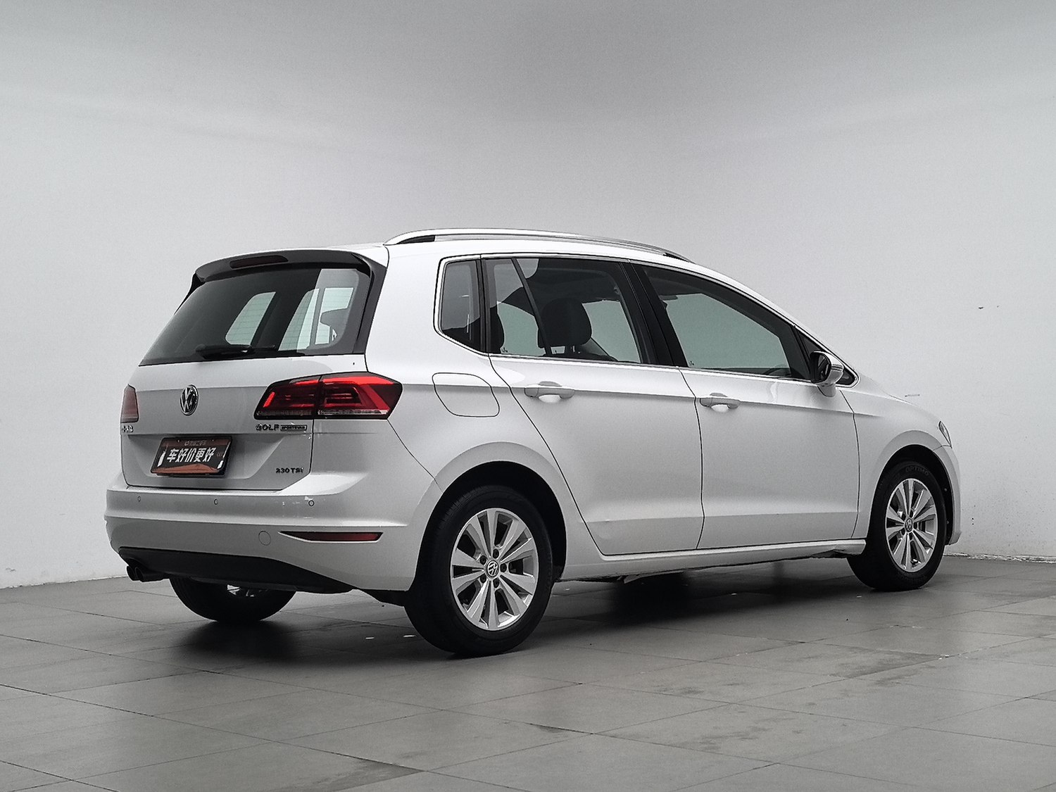 Used Volkswagen Golf Sportsvan 2018 1.4 AT