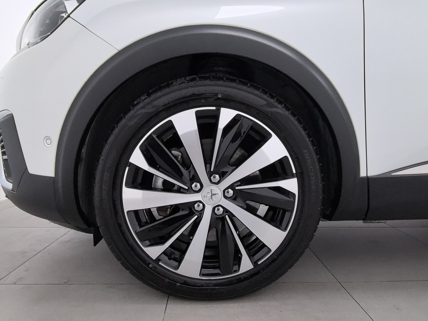 Used Peugeot 5008 2017 1.8 AT