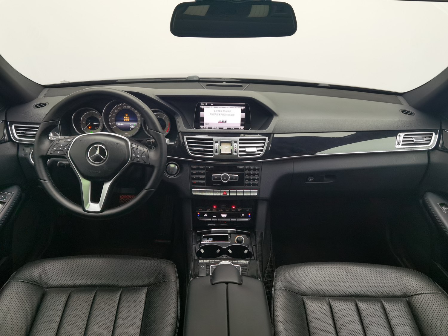 Used Mercedes-Benz E-Class 2014 3.0 AT