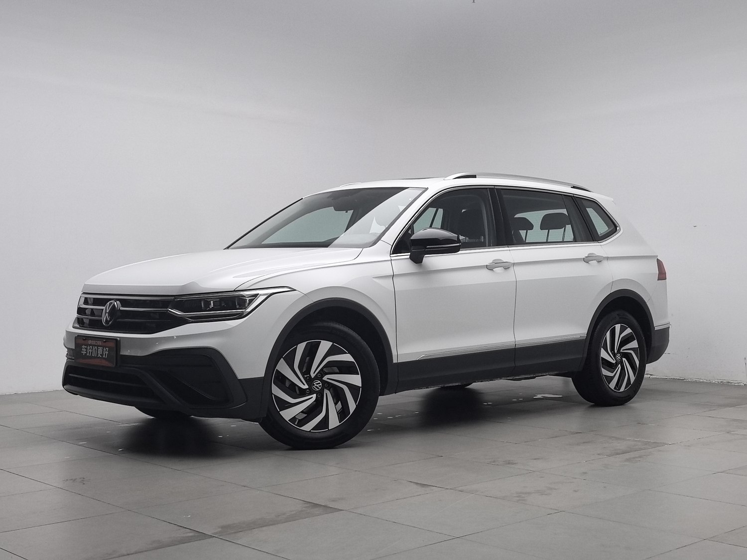Used Volkswagen Tiguan L 2024 1.5 AT
