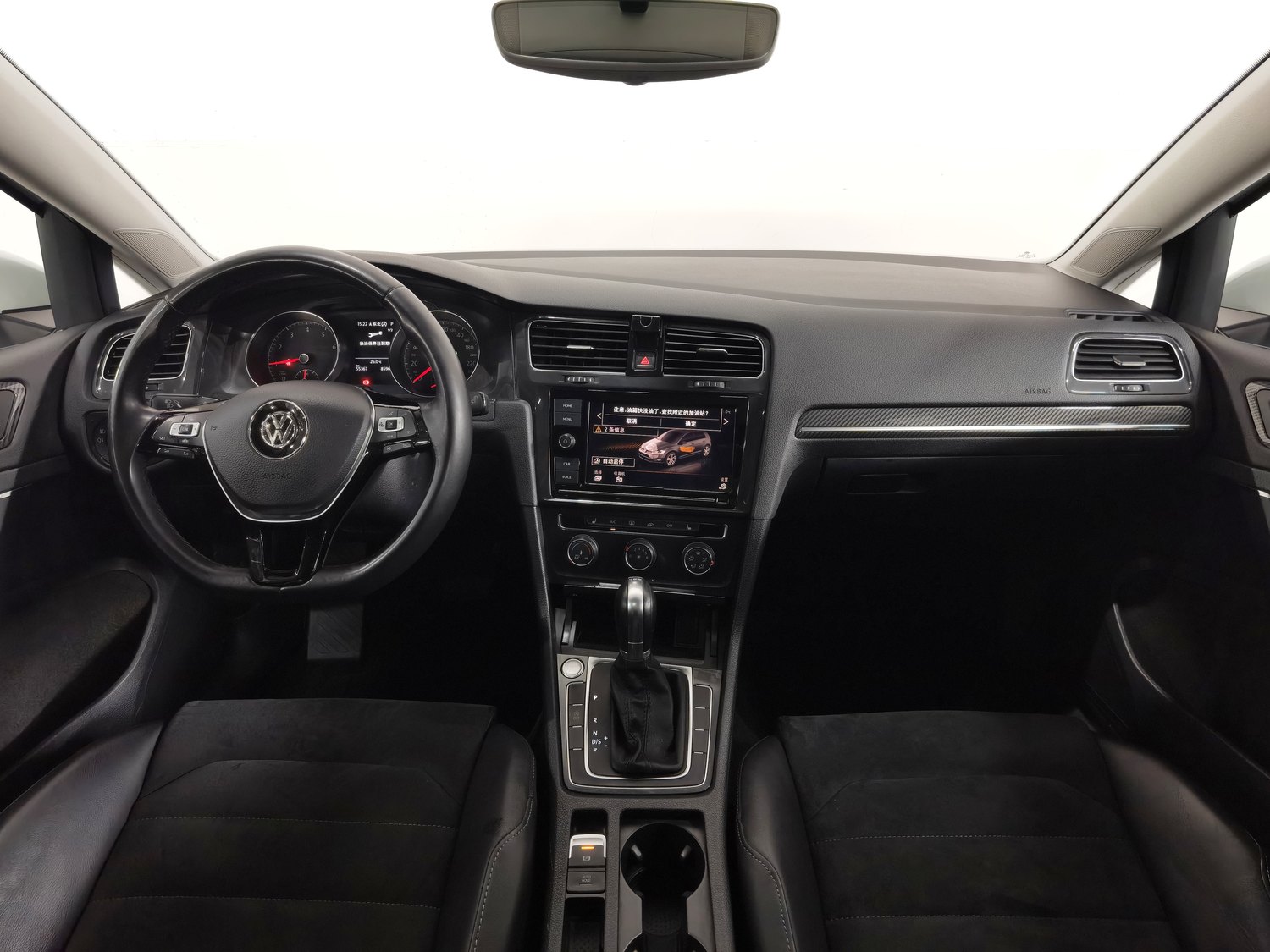 Used Volkswagen Golf 2019 1.4 AT