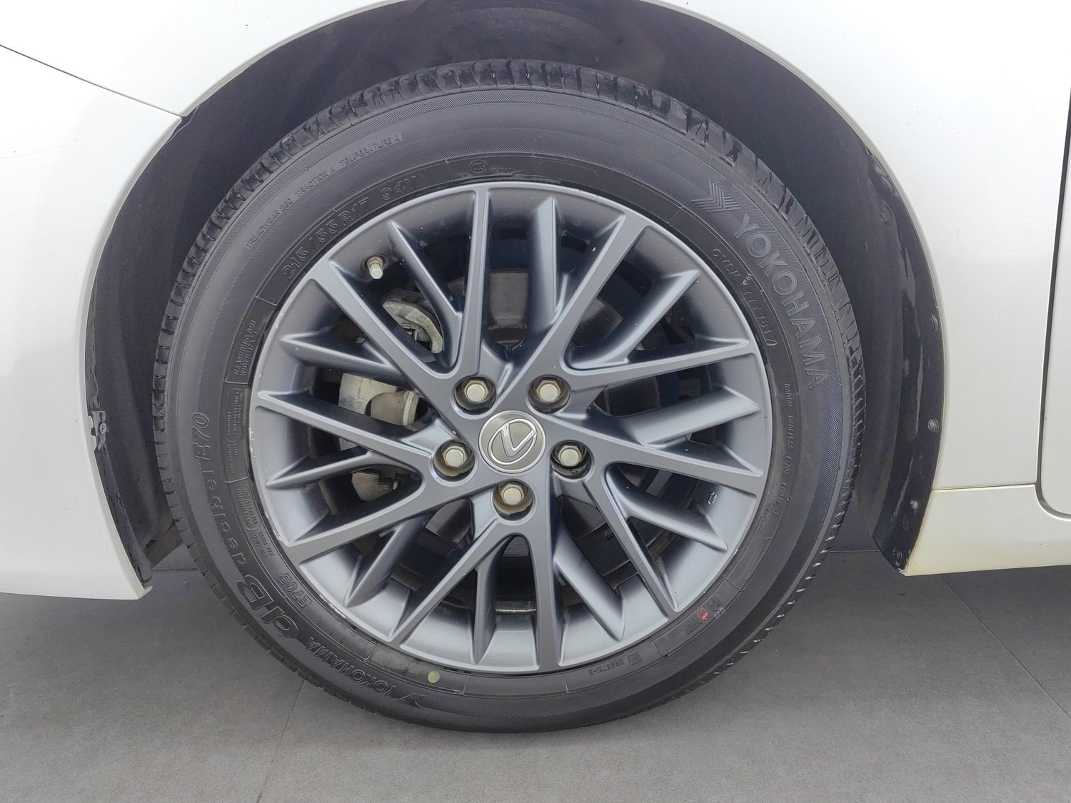 Used Lexus ES 2017 2.0 AT