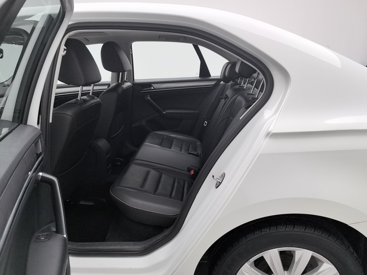 Used Volkswagen Bora 2016 1.6 AT