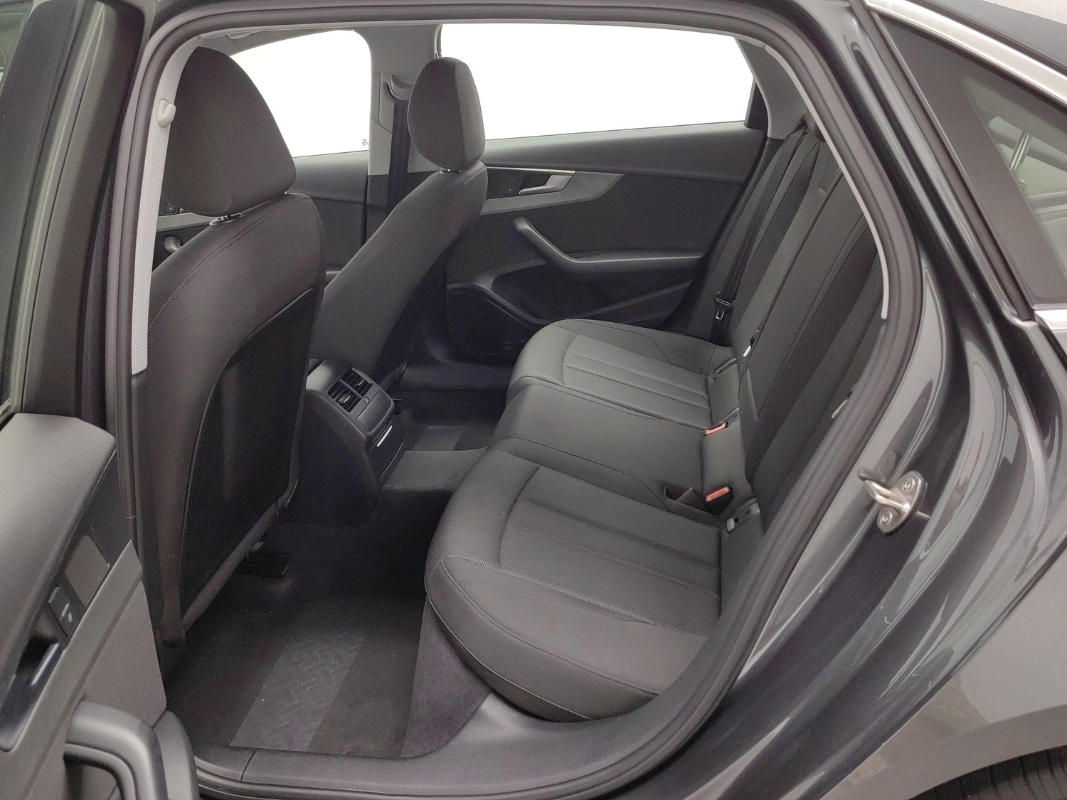 Used Audi A4L 2019 2.0 AT