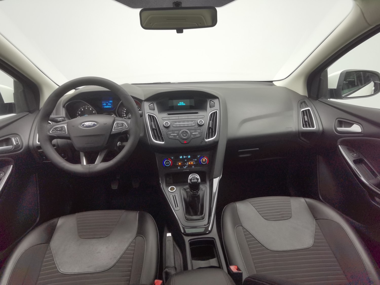 Used Ford Focus 2015 1.6 MT