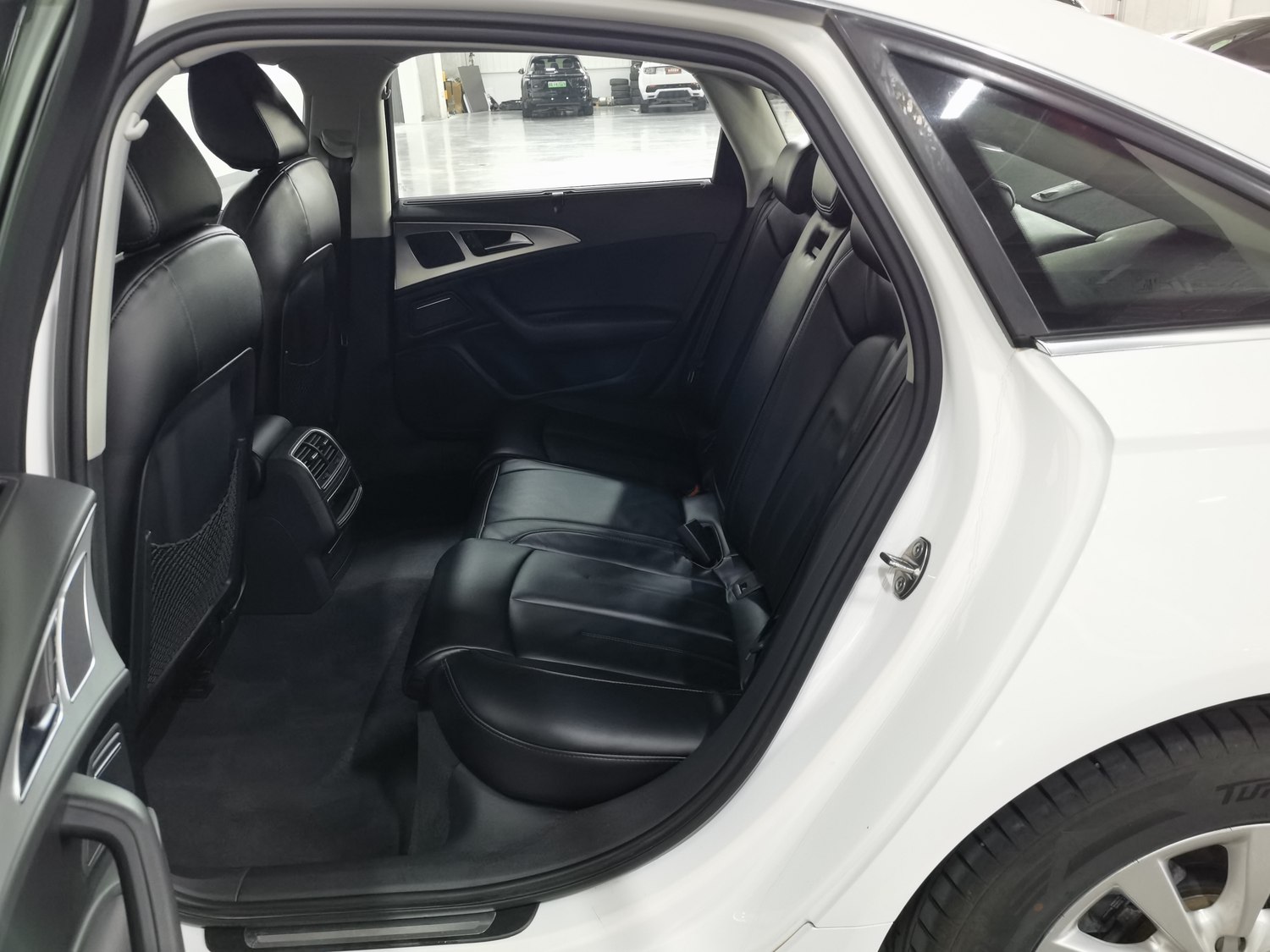 Used Audi A6L 2014 2.0 AT