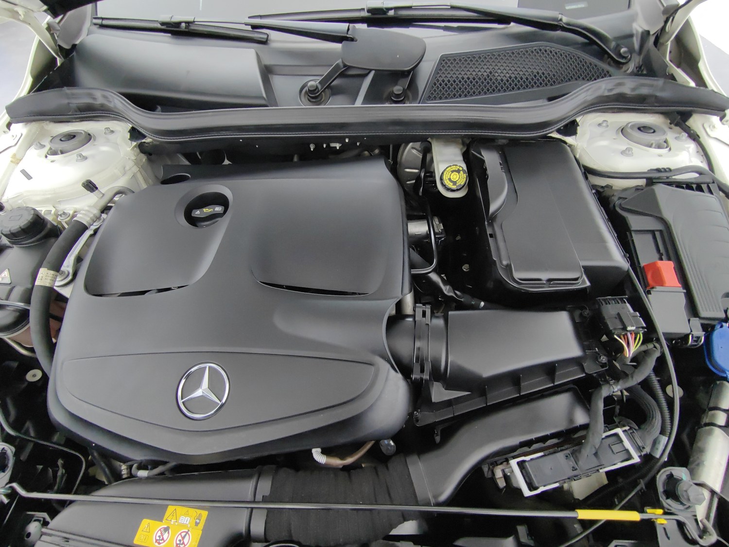 Used Mercedes-Benz GLA 2017 2.0 AT