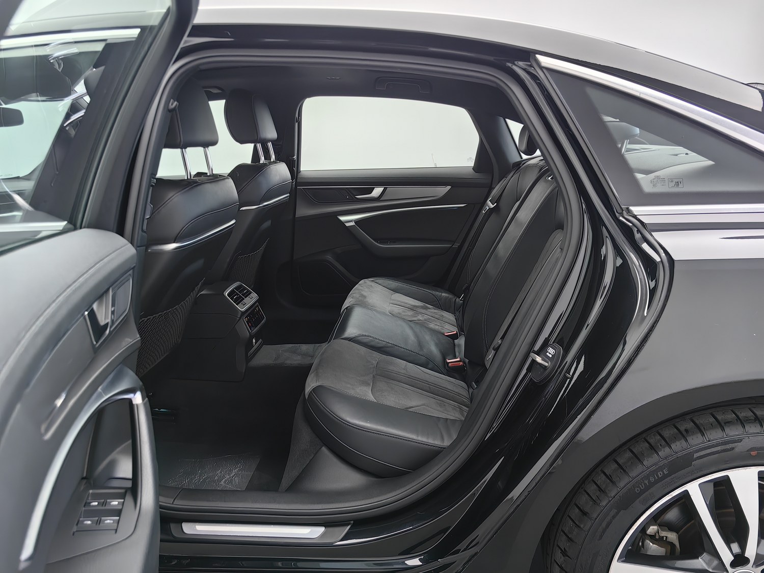 Used Audi A6L 2019 2.0 AT