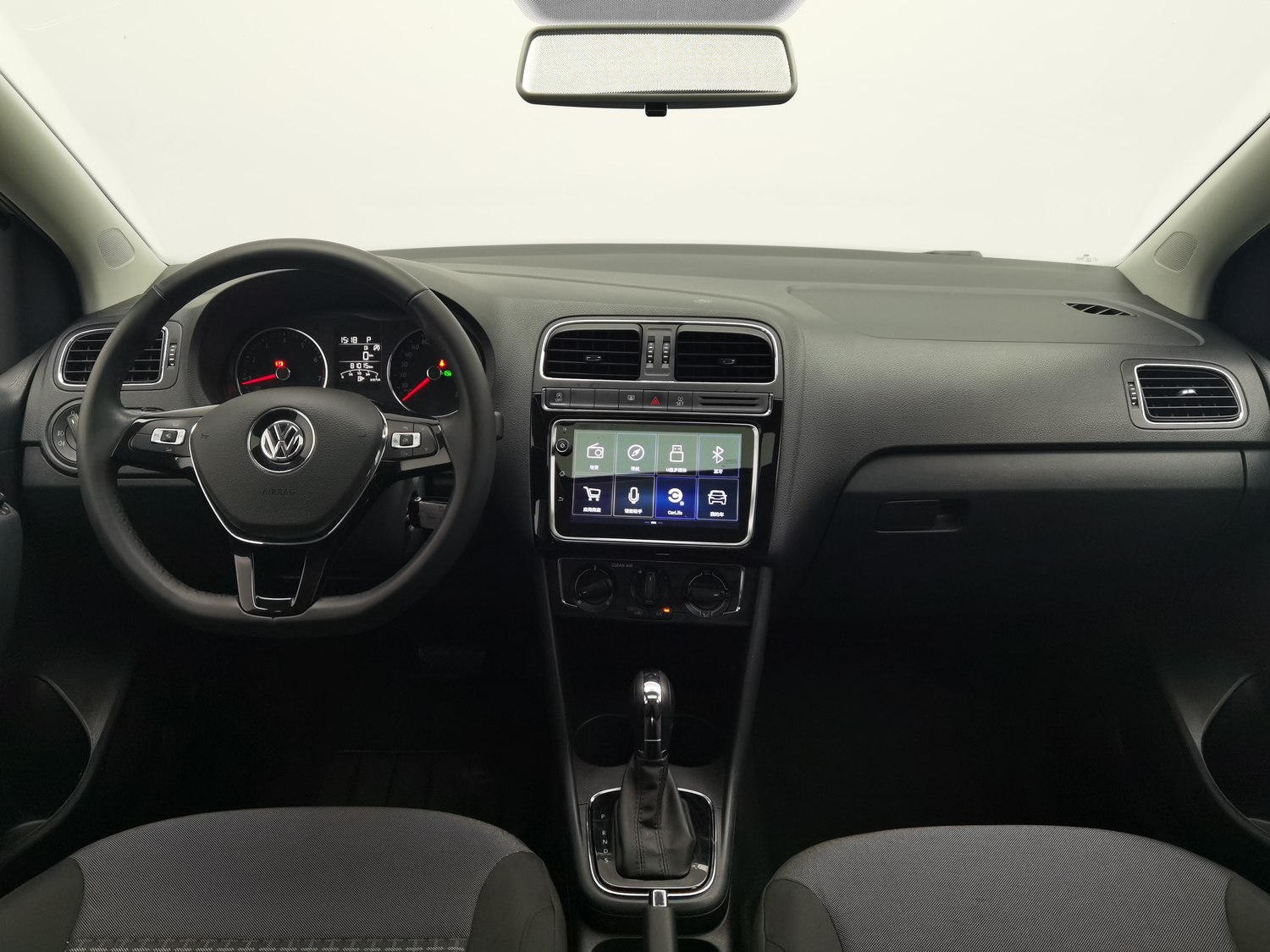 Used Volkswagen Polo 2018 1.5 AT