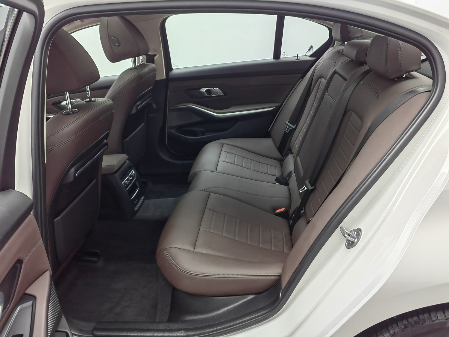 Used BMW THE3 2021 2.0 AT