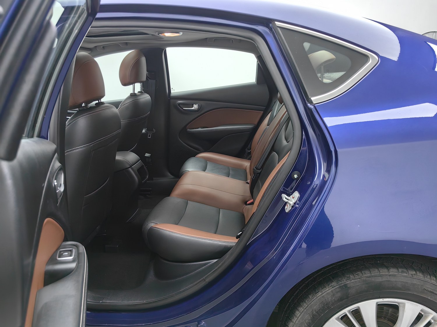 Used Fiat Viaggio 2015 1.4 AT
