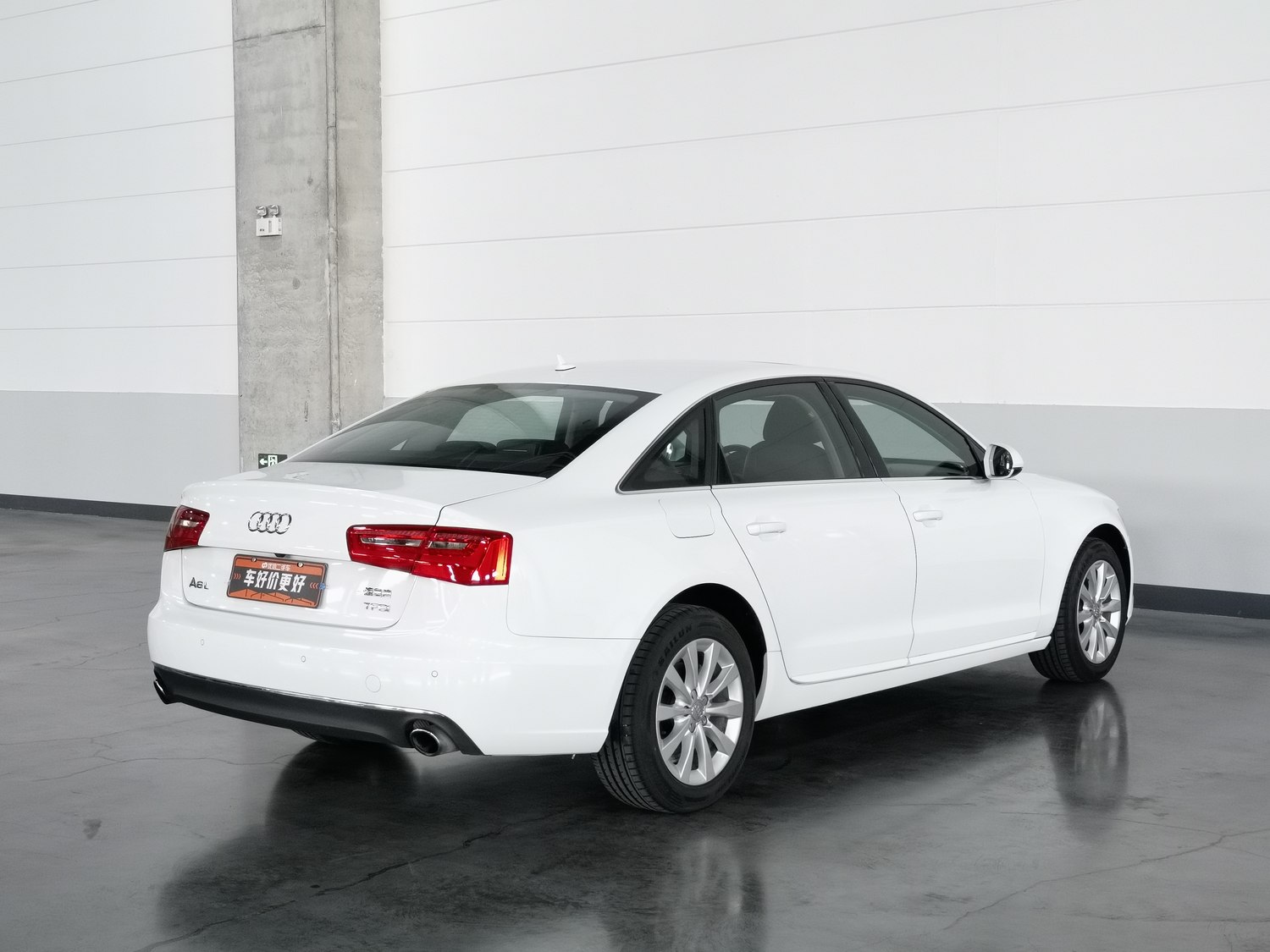 Used Audi A6L 2014 2.0 AT