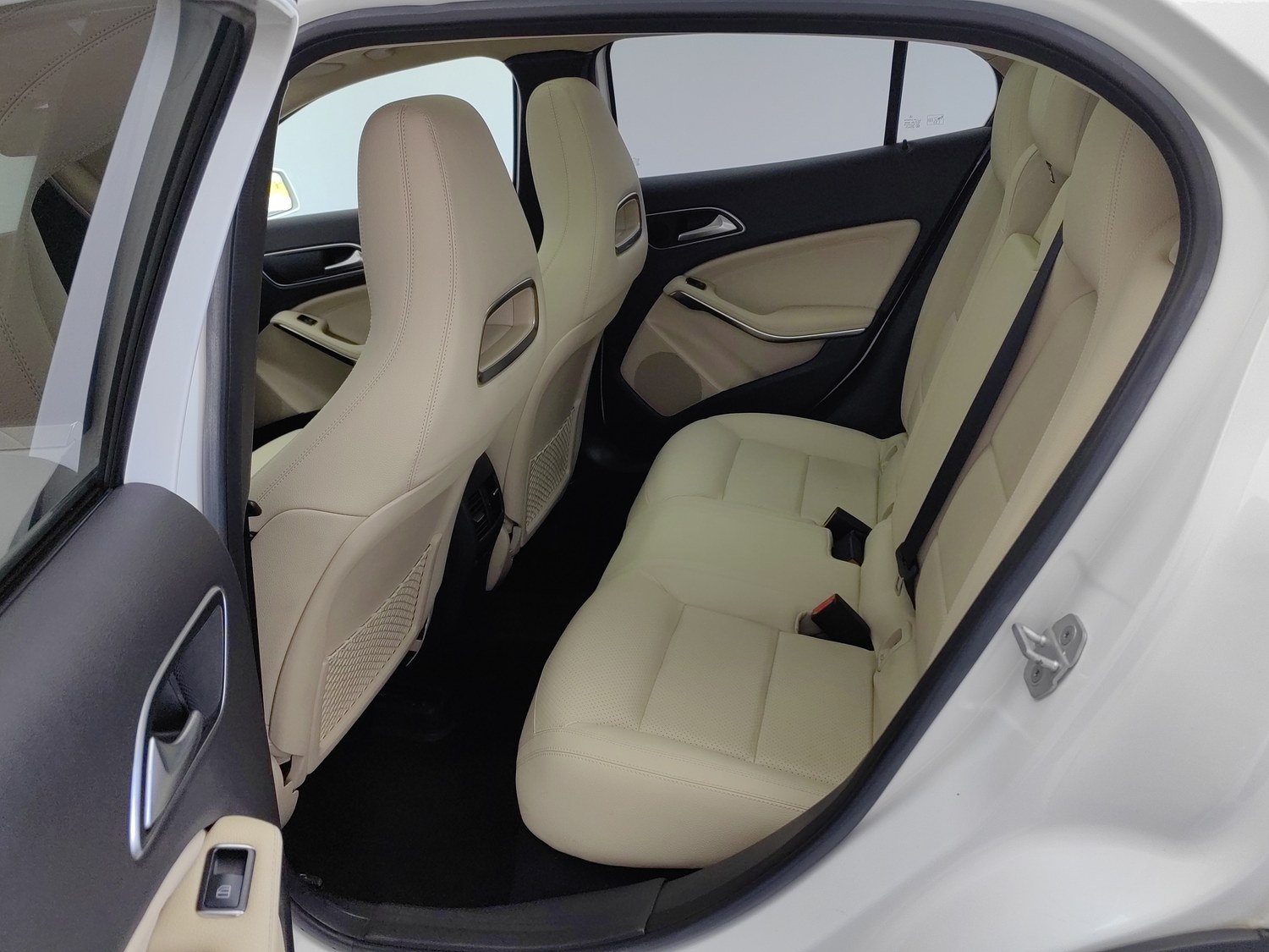 Used Mercedes-Benz GLA 2017 2.0 AT