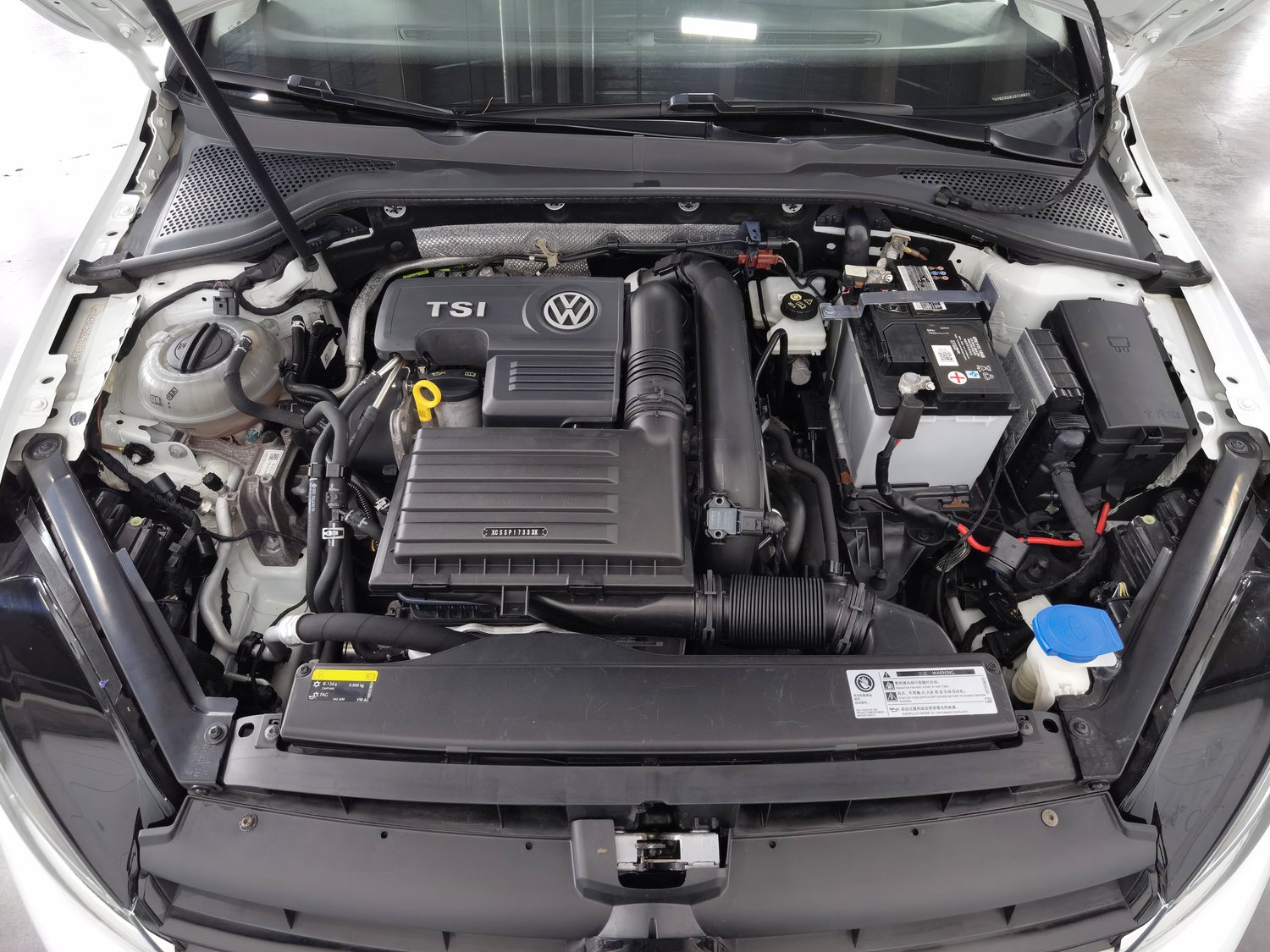 Used Volkswagen Golf 2019 1.4 AT