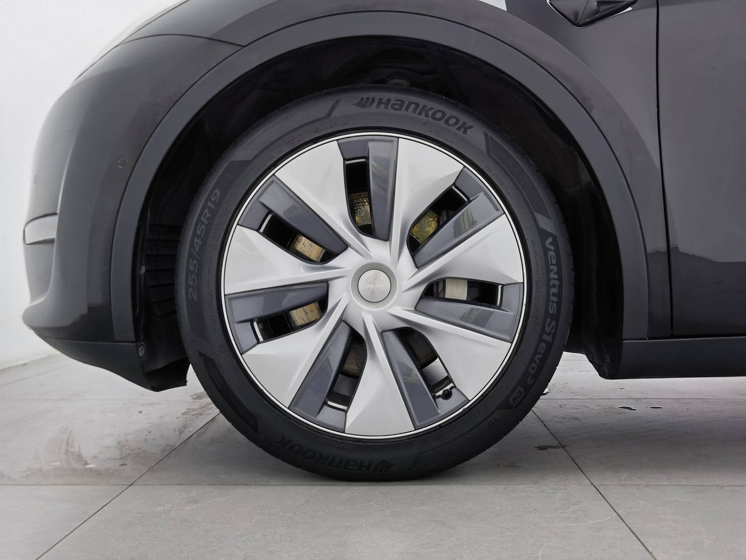 Used Tesla Model Y 2021