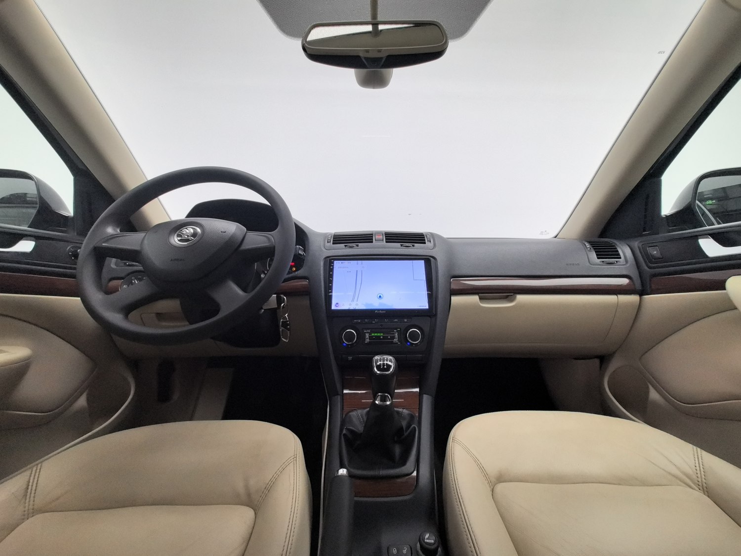 Used Skoda Octavia 2014 1.6 MT