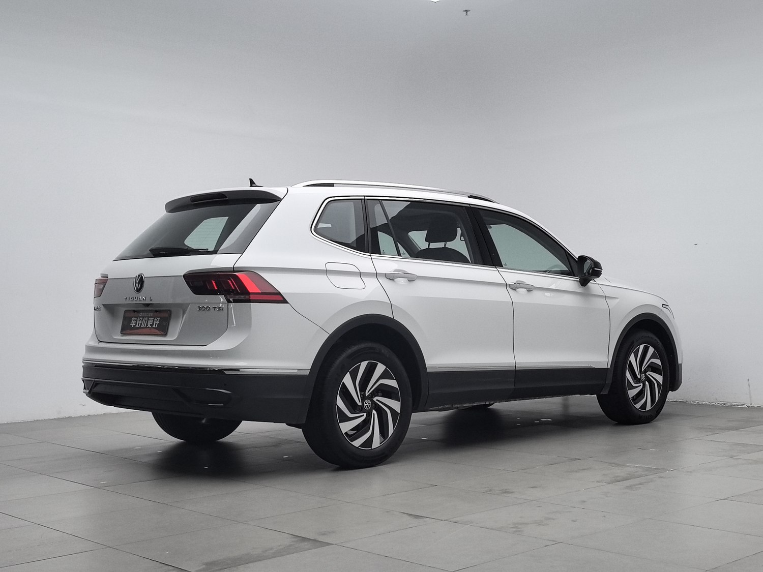 Used Volkswagen Tiguan L 2024 1.5 AT