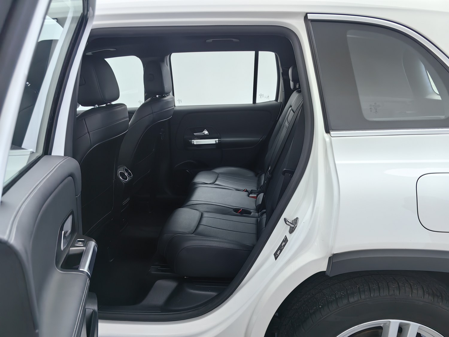 Used Mercedes-Benz GLB 2021 1.3 AT