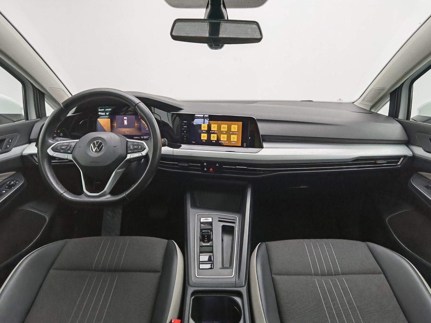 Used Volkswagen Golf 2021 1.4 AT