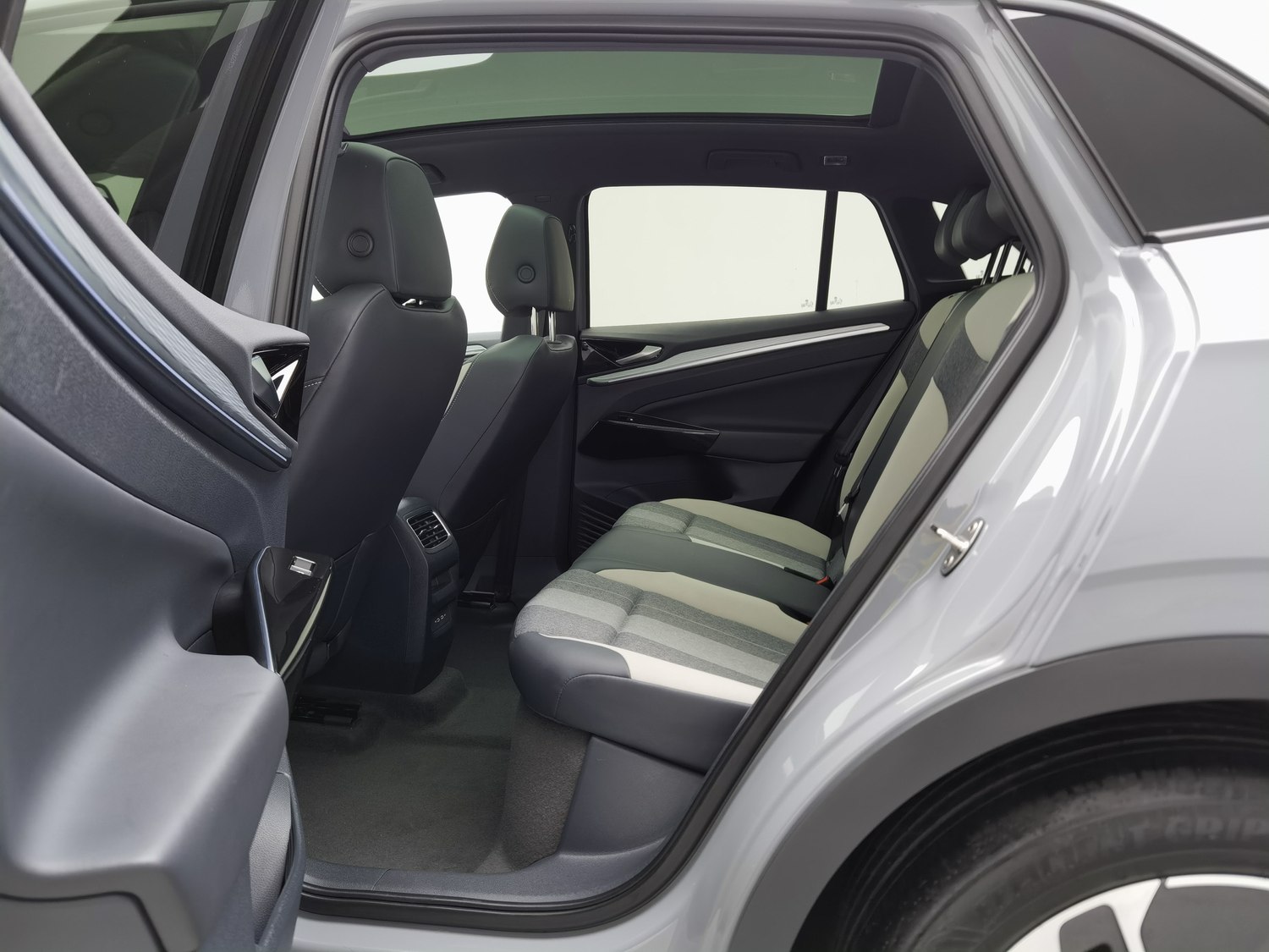 Used Volkswagen ID.4 CROZZ 2024