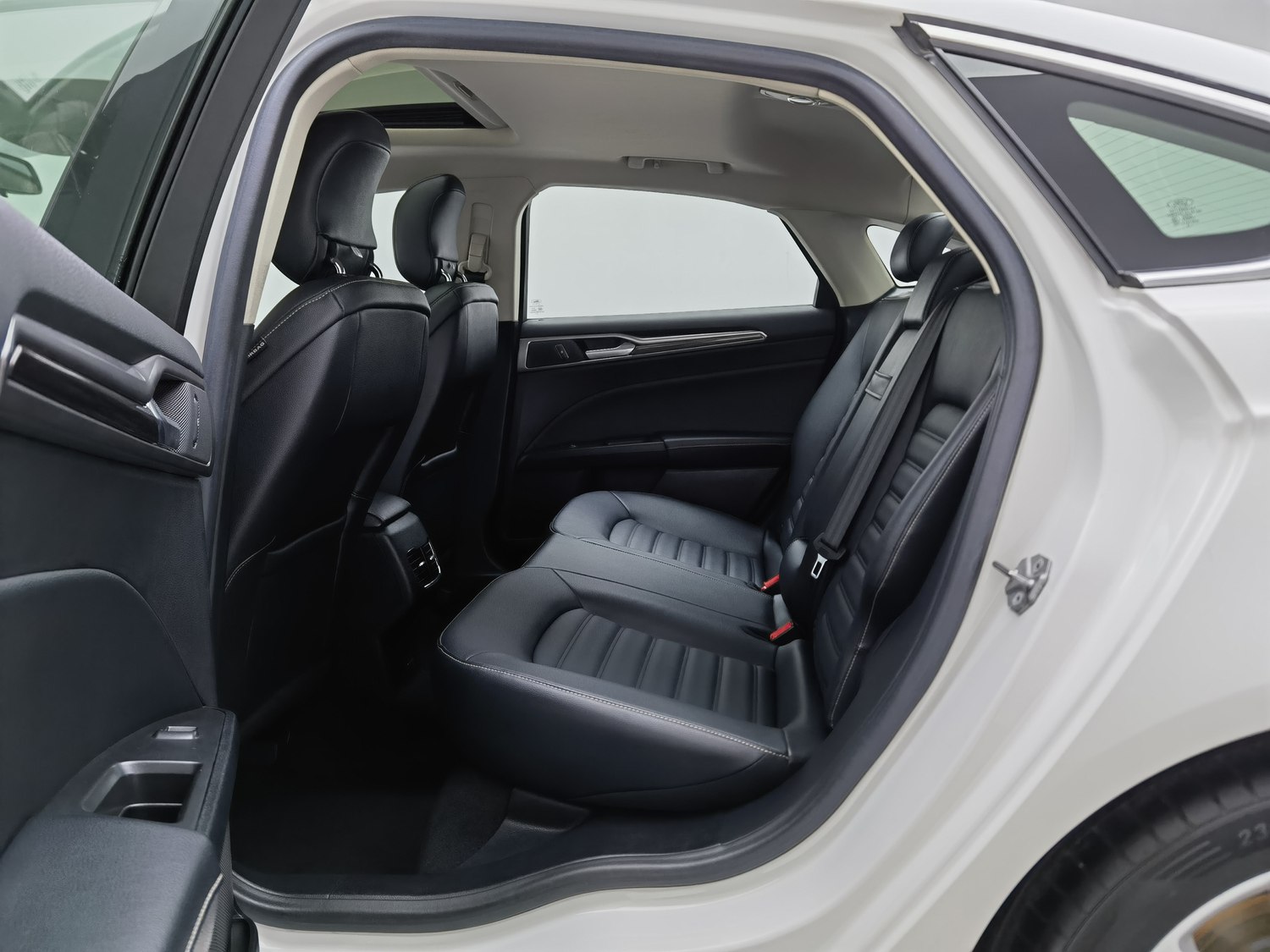 Used Ford Mondeo 2018 2.0 AT