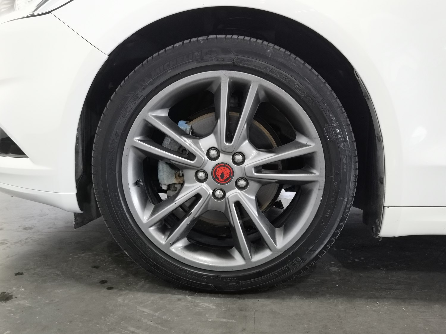 Used Ford Mondeo 2013 2.0 AT