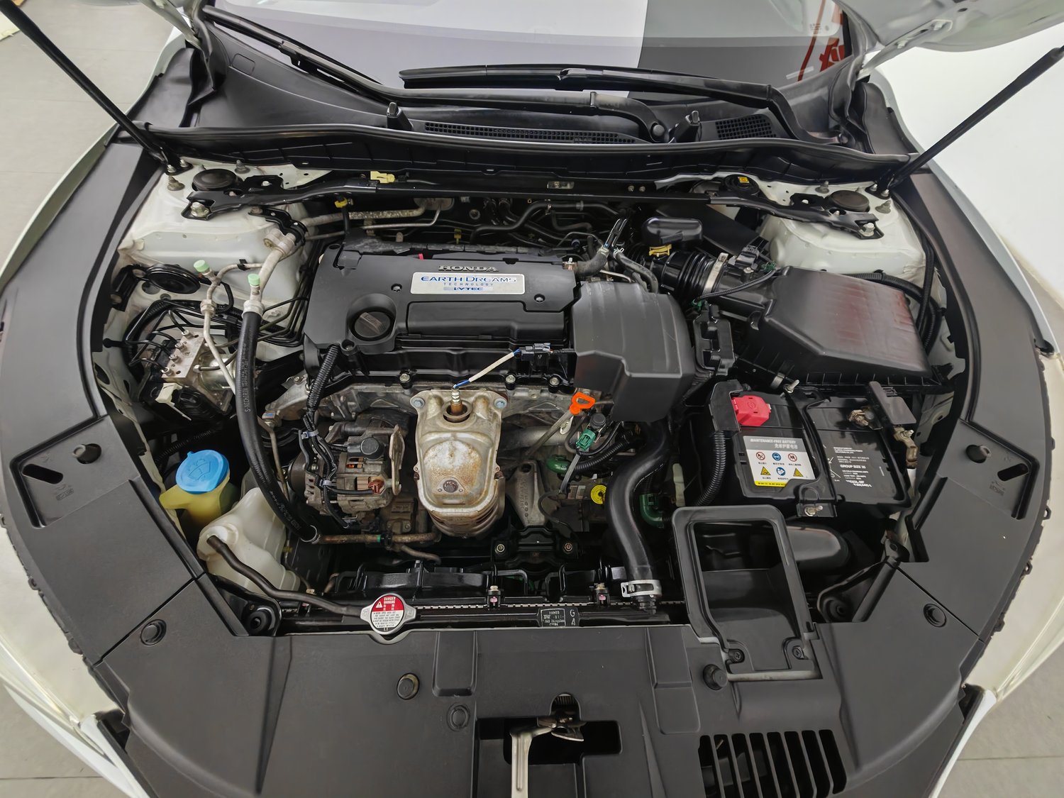 Подержанный Honda Accord 2014 2.4 AT