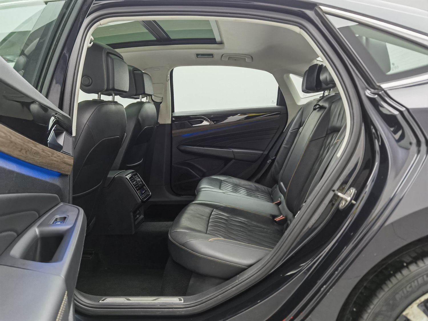 Used Volkswagen Passat 2020 2.0 AT