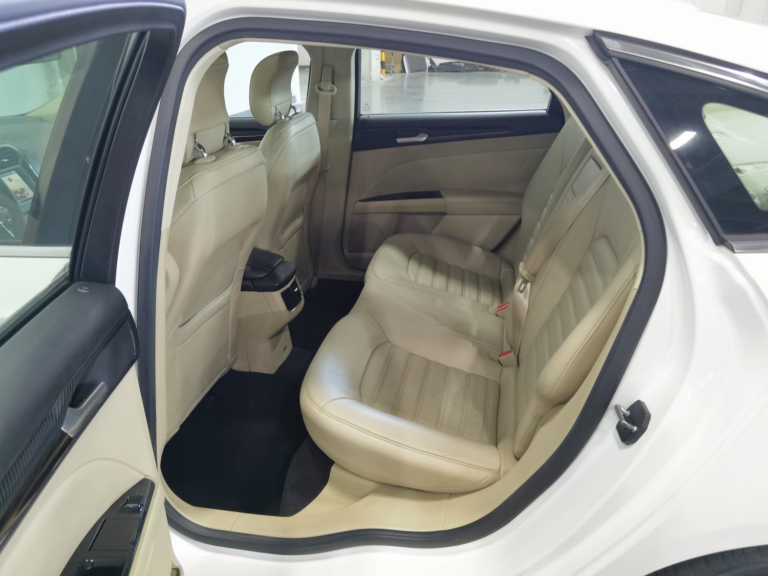 Used Ford Mondeo 2013 2.0 AT