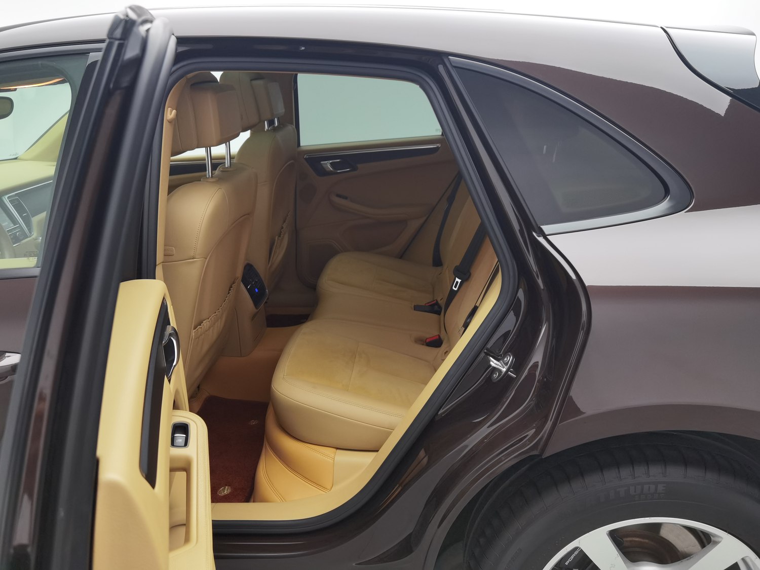 Used Porsche Macan 2016 2.0 AT