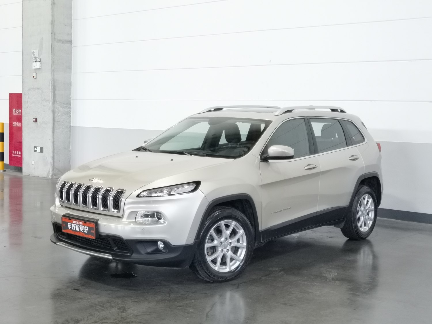 Used Jeep Cherokee 2016 2.4 AT