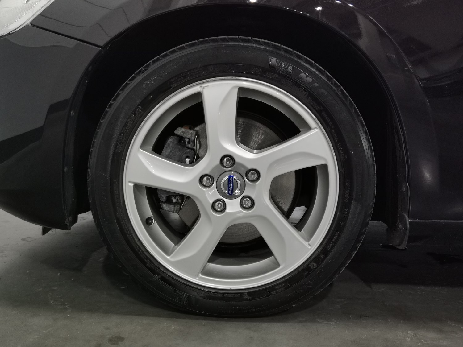 Used Volvo V60 2013 2.0 AT