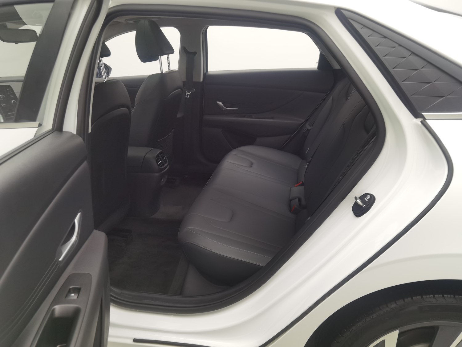 Used Hyundai Avante 2023 1.5 AT