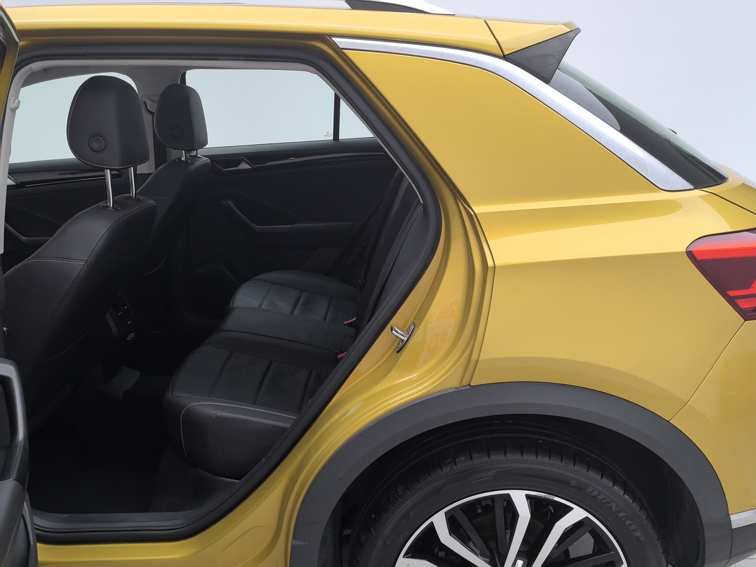 Used Volkswagen T-ROC Tange 2018 1.4 AT