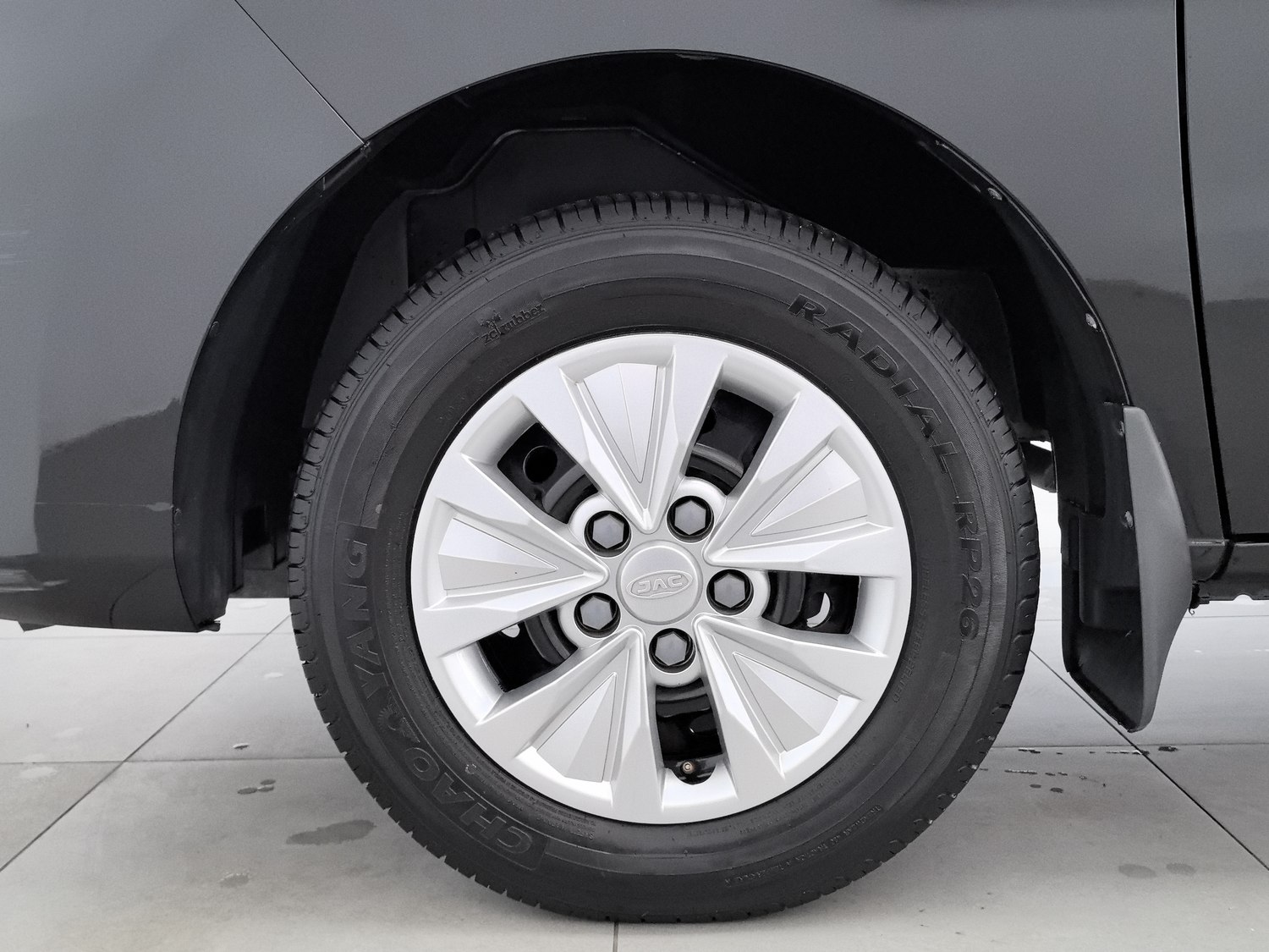 JAC Refine M3 2023 usado, 1,5 MT