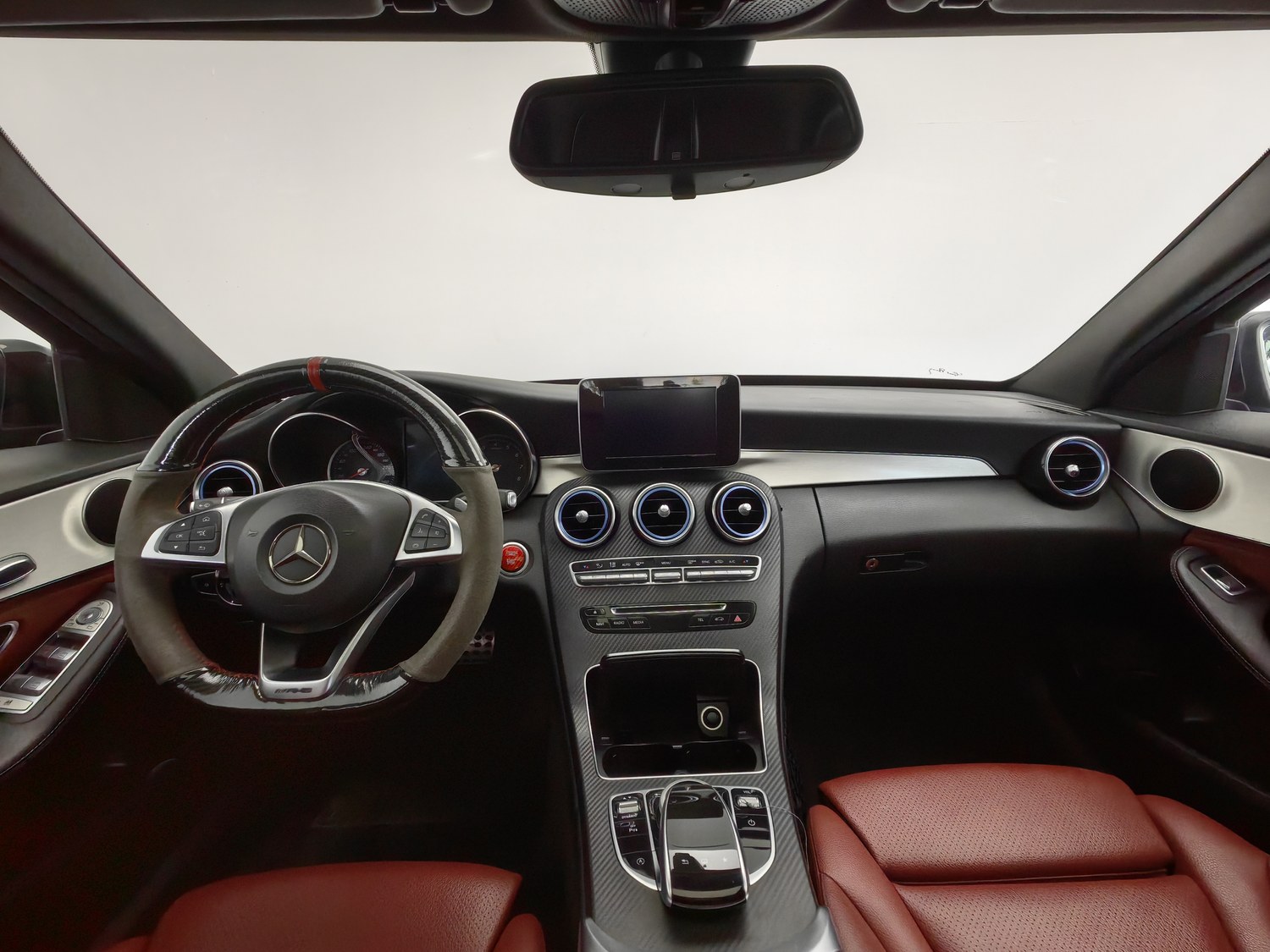 Used Mercedes-Benz C-Class 2016 2.0 AT