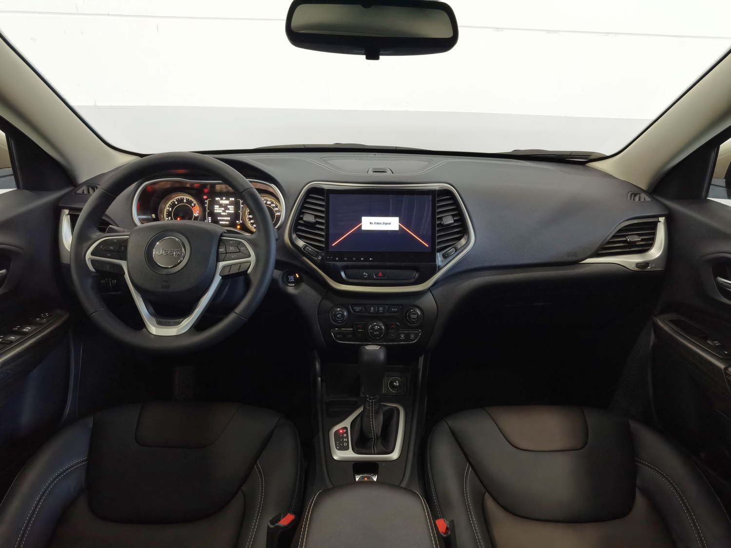 Used Jeep Cherokee 2016 2.4 AT