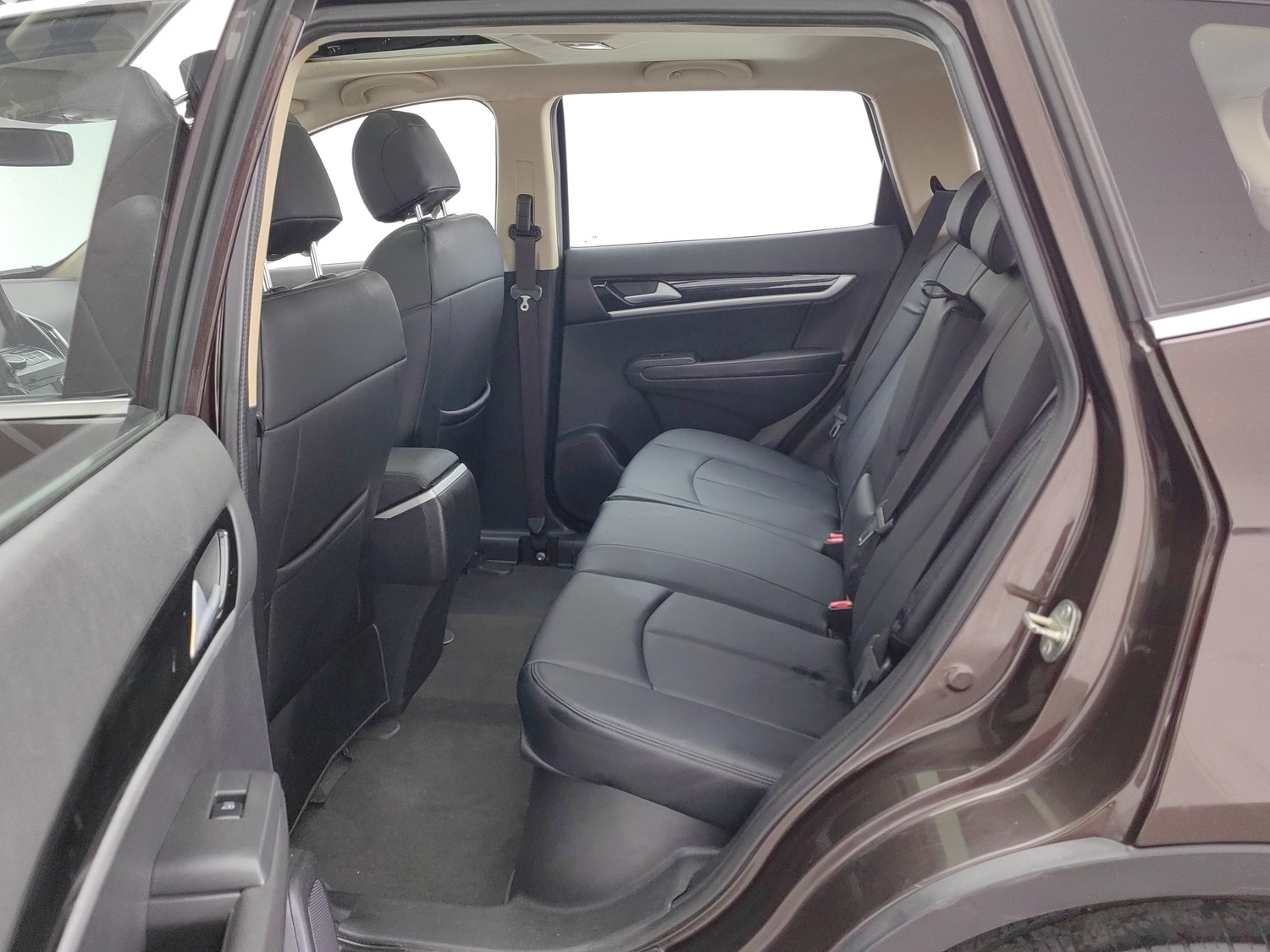 Used Dongfeng Aeolus AX7 2015 2.0 MT