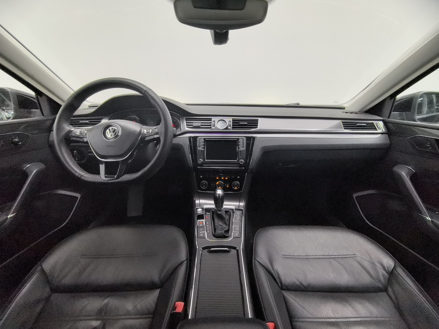 Used Volkswagen Passat 2017 1.8 AT
