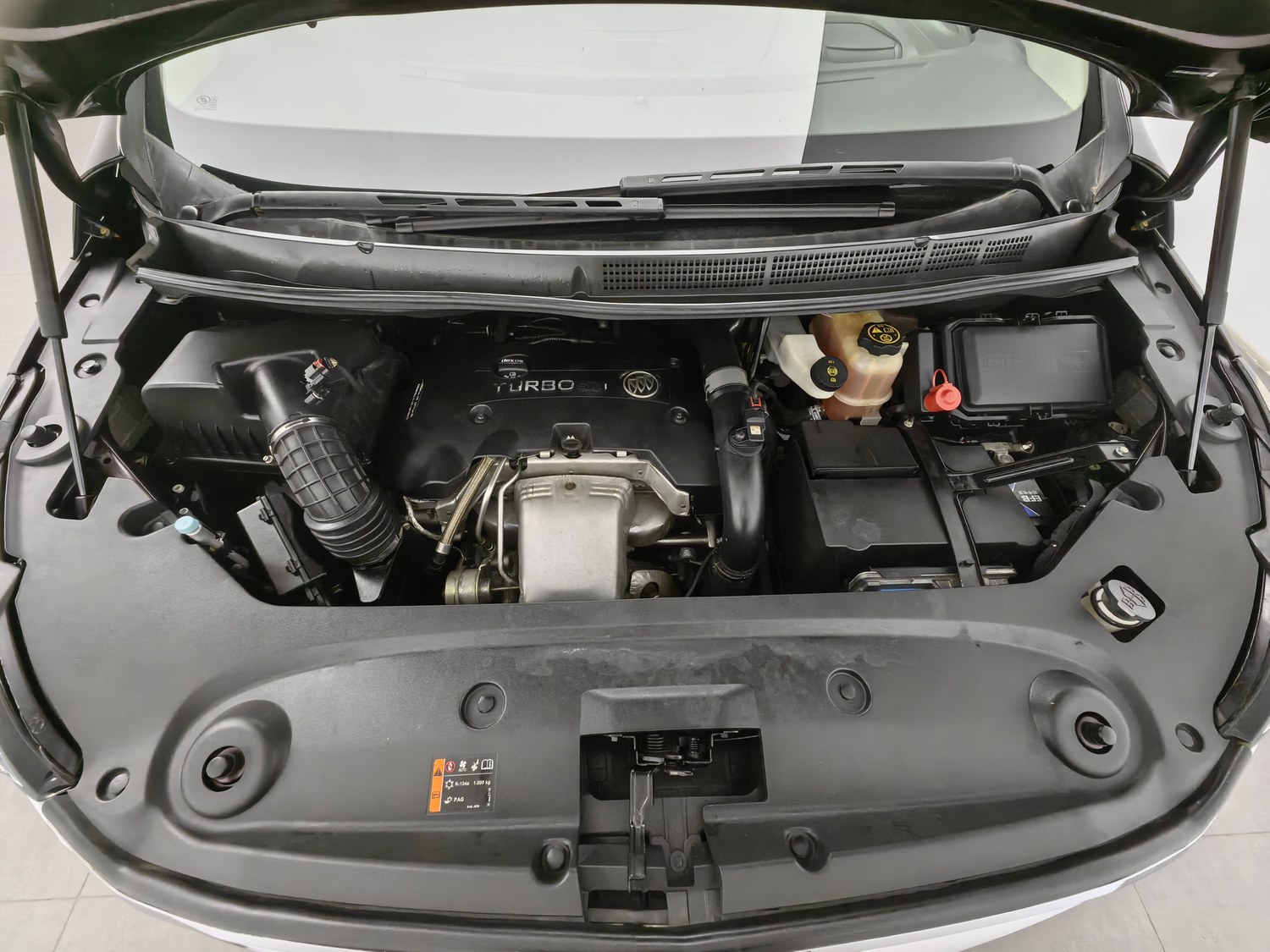 Used Buick GL8 2017 2.0 AT