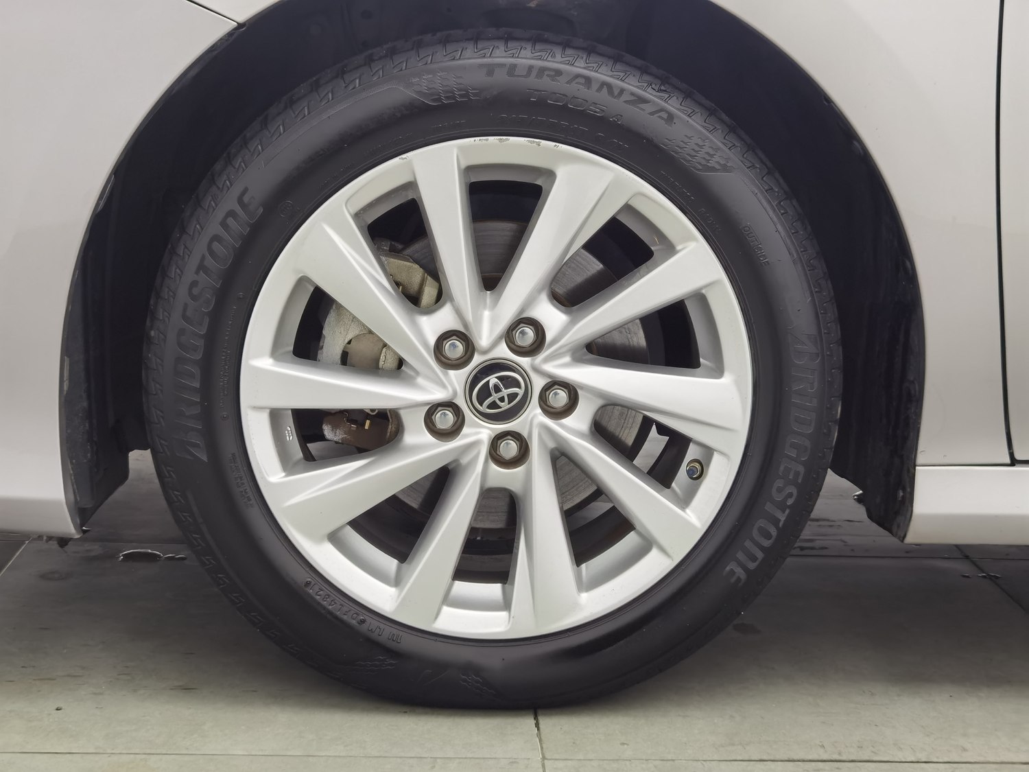 Used Toyota Camry 2021 2.0 AT