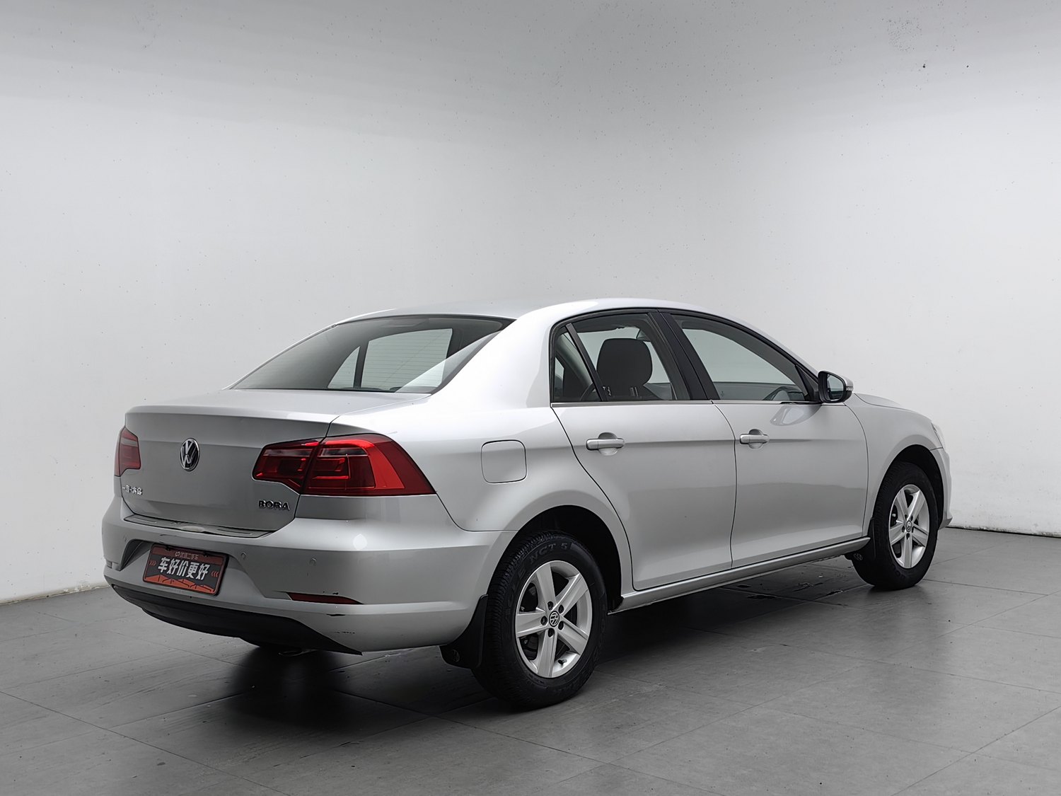 Used Volkswagen Bora 2013 1.6 AT