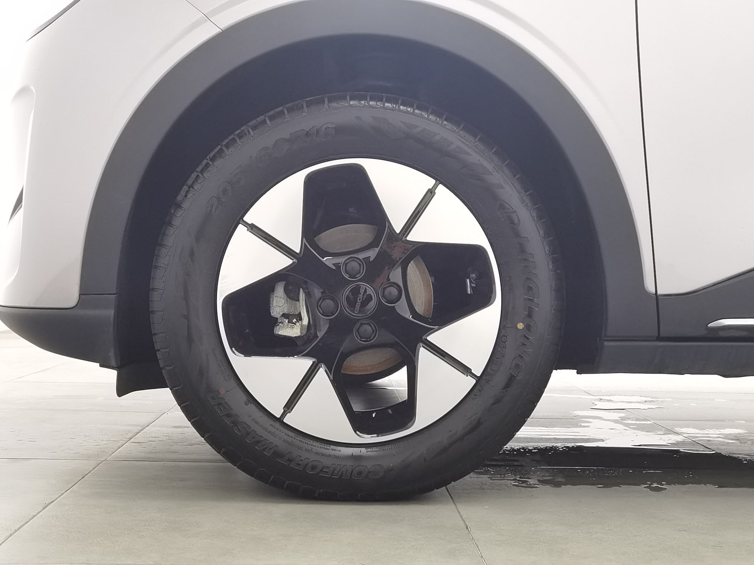 Used Geely Galaxy Wish 2025