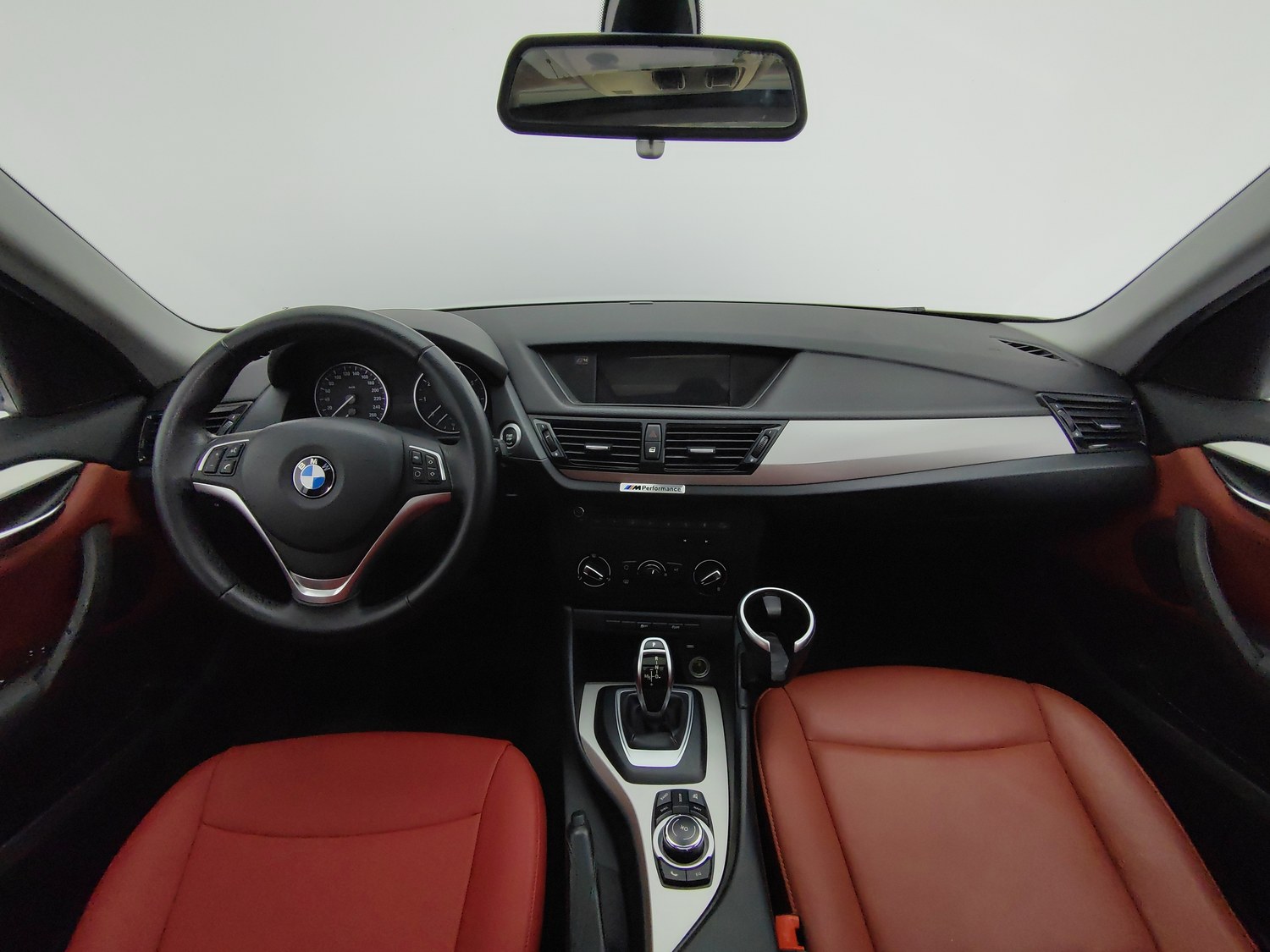 Used BMW X1 2014 2.0 AT