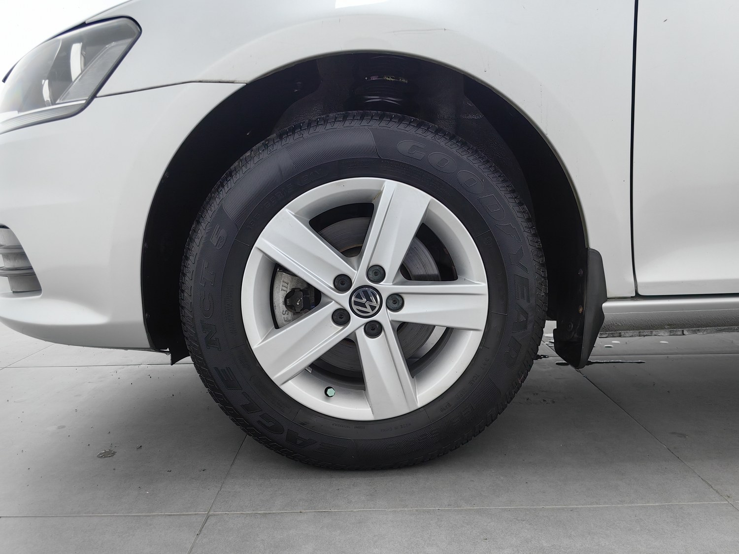 Used Volkswagen Bora 2013 1.6 AT